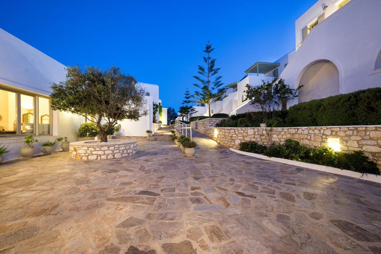 Saint Andrea Seaside Resort - Adults Only ปาริเกีย ภายนอก รูปภาพ